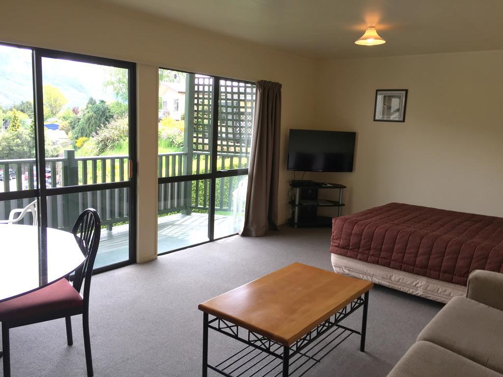 Wanaka Heights Motel Exterior photo