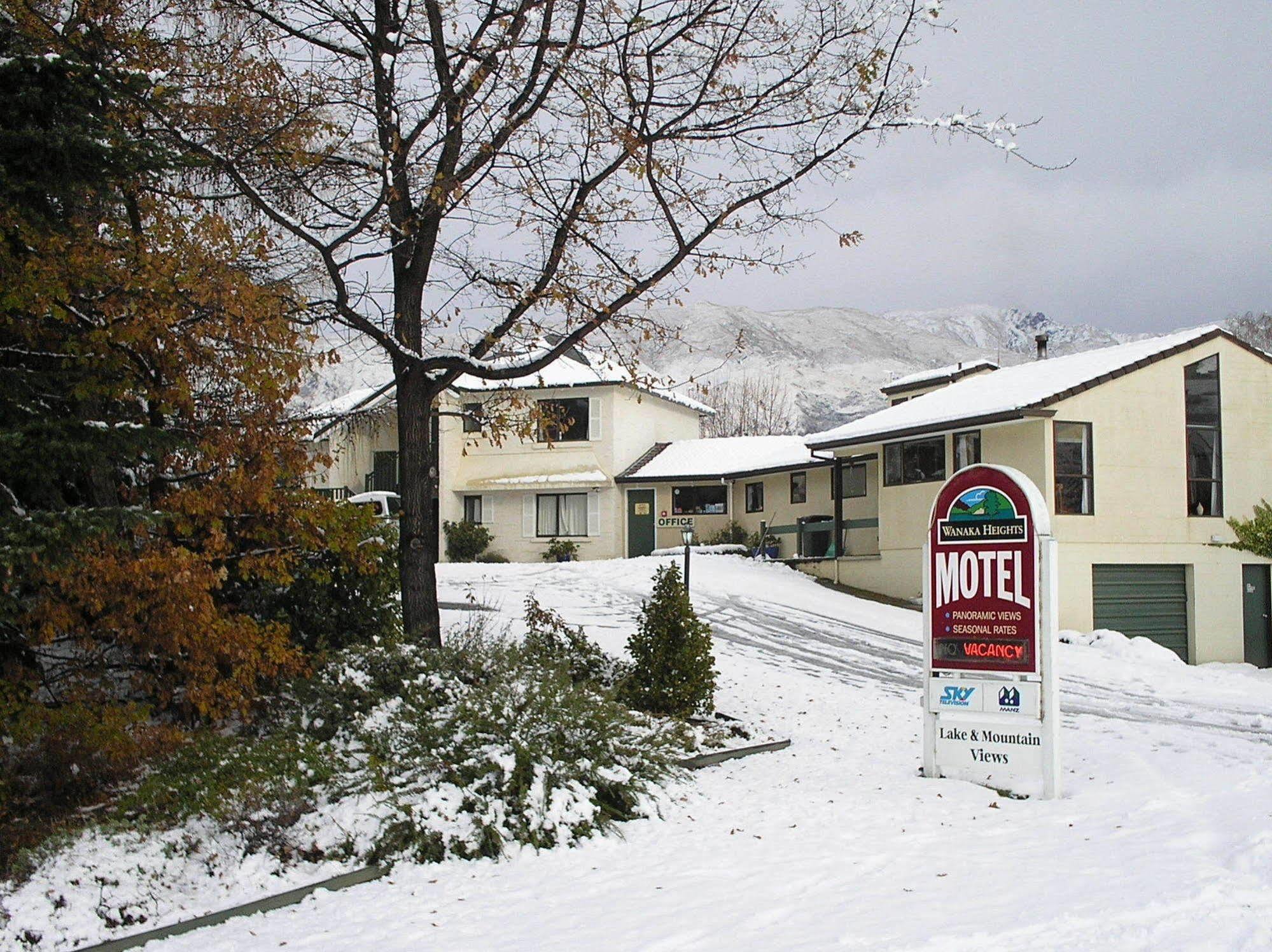 Wanaka Heights Motel Exterior photo